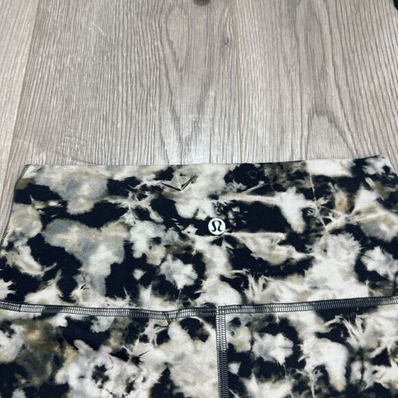 Lululemon Wunder Train High Rise Shorts 6" Sz 6 In Dispersed Light Raw Linen - Picture 2 of 6